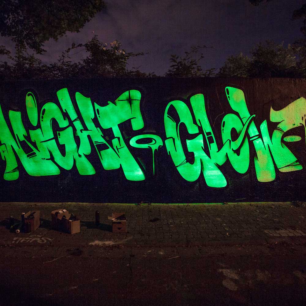 Montana Effect Night Glow Sprey Boya 400ml Luminiscent Green NG1000