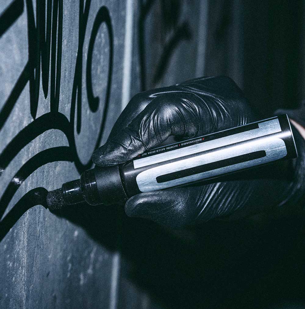 Montana Bold Ultra-Siyah Mürekkepli Permanent Markör Yuvarlak Uç:8mm