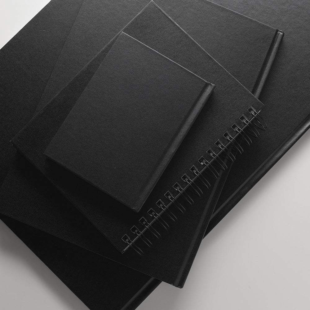 Winsor & Newton Eskiz Çizim Bloknotu (Spiralli) Siyah Hafif Dokulu 110gr 80 Sayfa A5 (14.8x21cm)