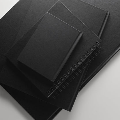 Winsor & Newton Eskiz Çizim Bloknotu (Sert Ciltli) Siyah Hafif Dokulu 110gr 80 Sayfa A5 (14.8x21cm)