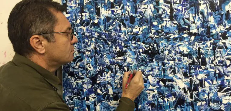 Sanatçının Geçmişi